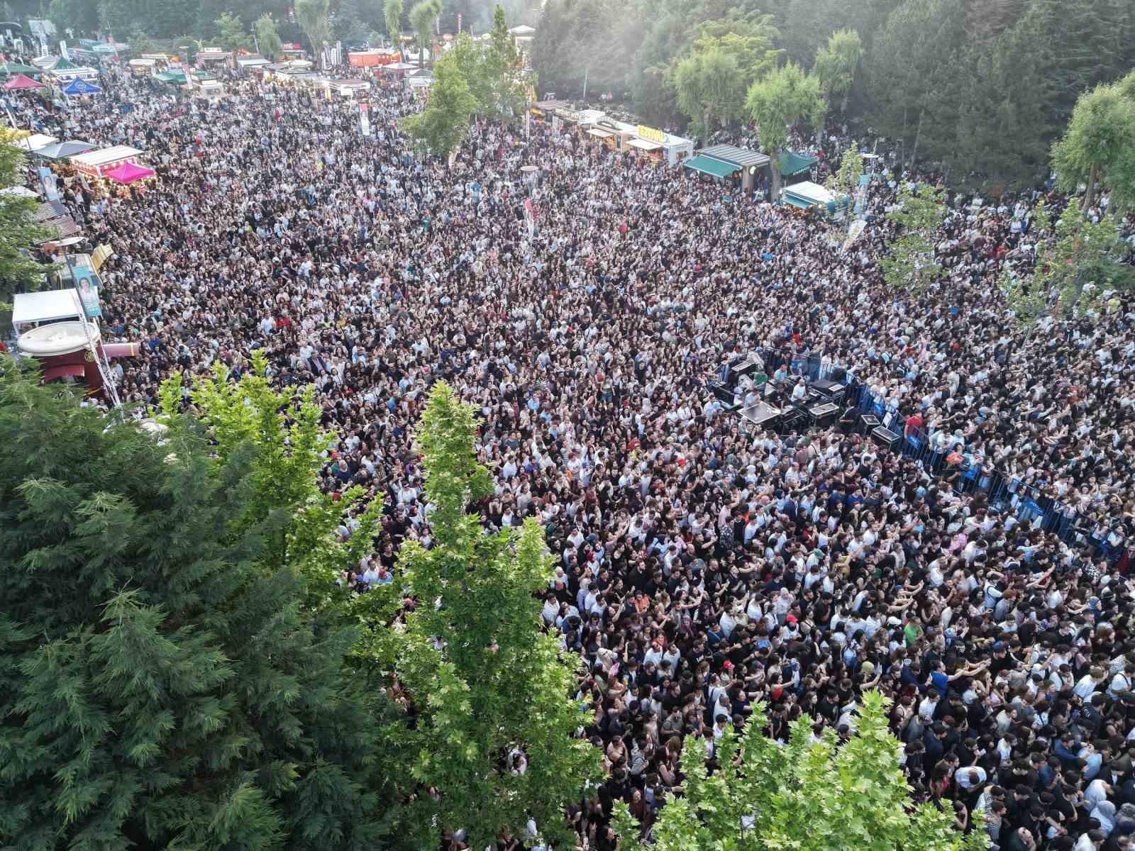 Eskişehir Gastro Fest’te 3 günde 12 sanatçı sahne alacak