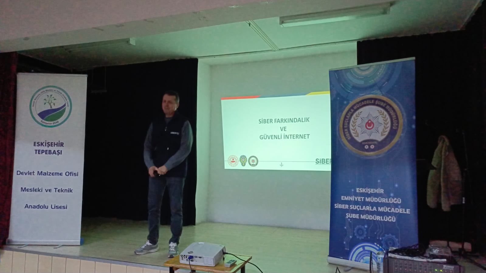 Eskişehir’de lise öğrencilerine siber güvenlik eğitimi verildi