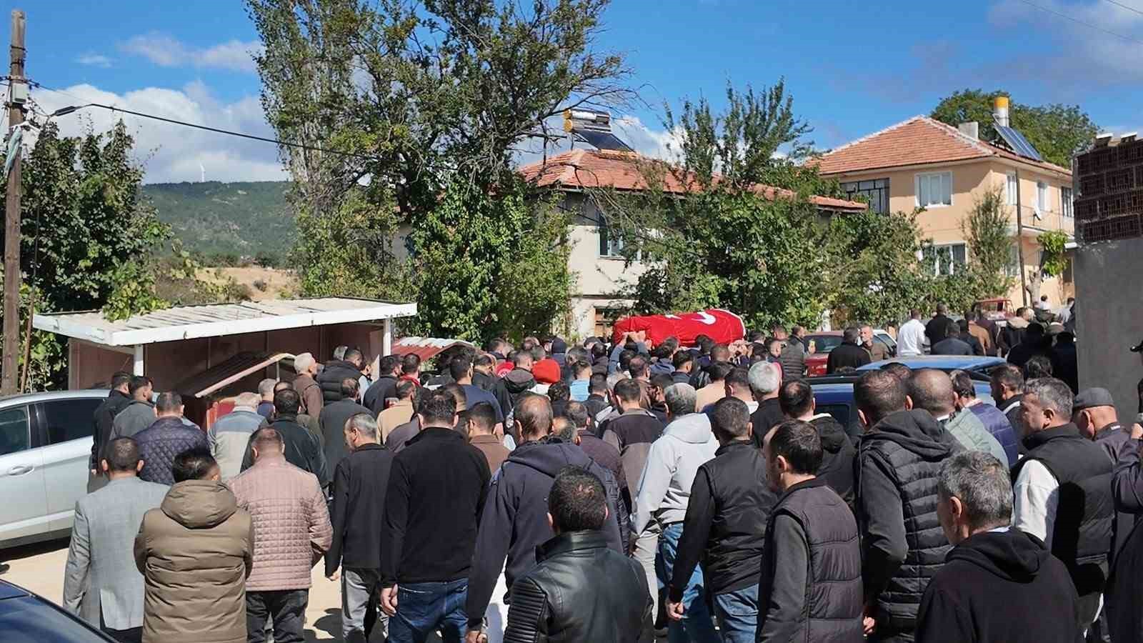 Soma’daki göçükte hayatını kaybeden işçi son yolculuğuna uğurlandı