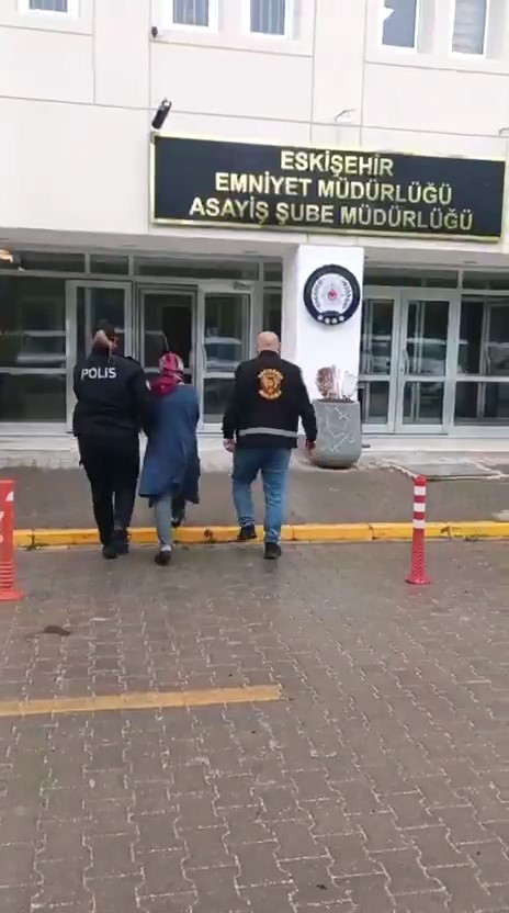 Eskişehir’de yağma suçundan aranan hükümlü yakalandı