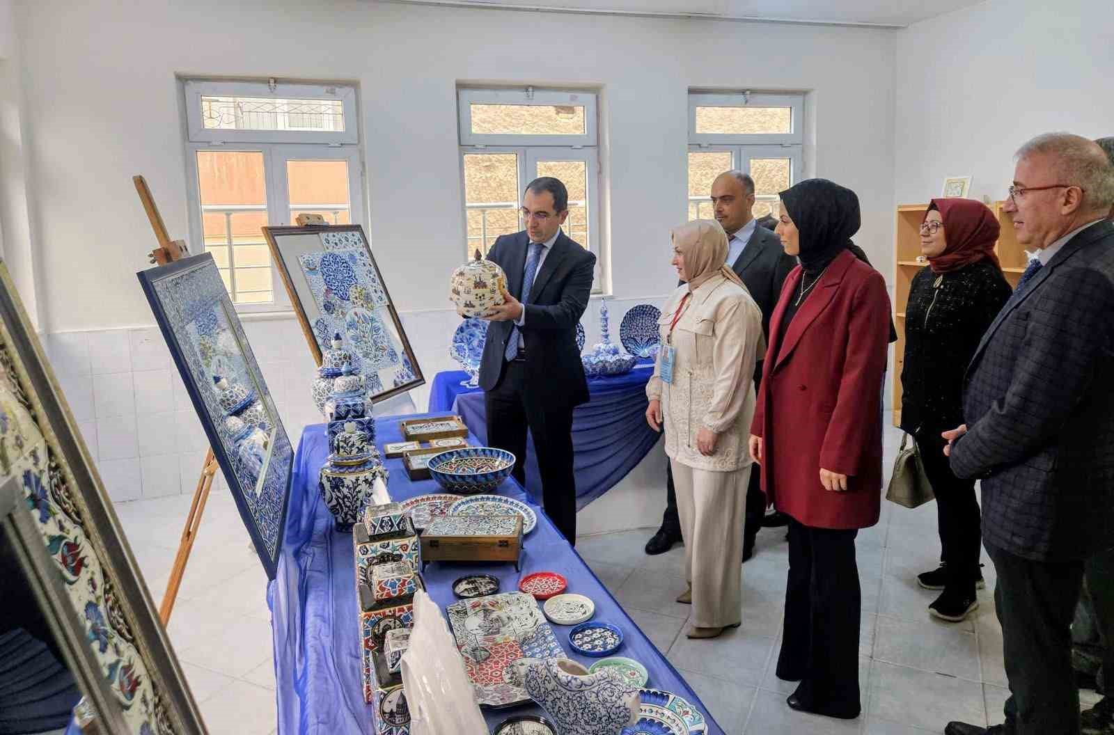 Tavşanlı’da Aile Destek Merkezi kursiyerlerine sertifika