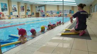 Tepebaşı’nda Minikler Yüzme Kurslarıyla Sağlıklı Geleceğe Adım Atıyor