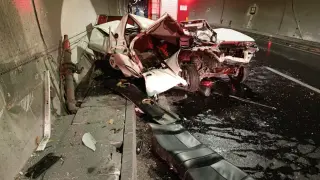 Bilecik’te traktöre çarpan otomobil hurdaya döndü: 1 yaralı