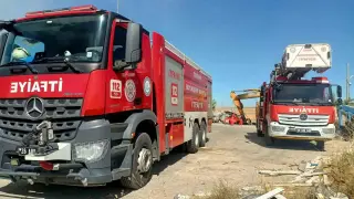 Eskişehir’de geri dönüşüm tesisinde çıkan yangın söndürüldü