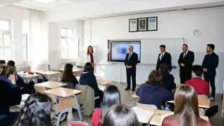 İl Milli Eğitim Müdürü Aydın, öğretmen ve öğrencilerle bir araya geldi