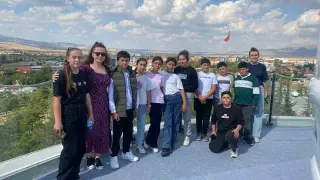 Öğrenciler burada farklı bir Dünya’ya yolculuk yapıyor