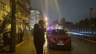 Kaza sonrası 2.27 promil alkollü sürücü yanan aracını sigara içerek izledi