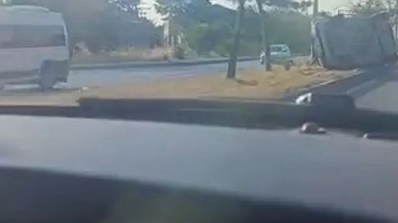 Eskişehir Çevreyolunda Kontrolden Çıkan Otomobil Takla Attı!