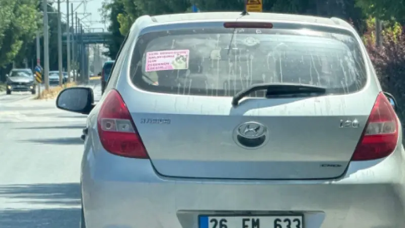 Eskişehir’de Trafikte Gülümseten Mesaj