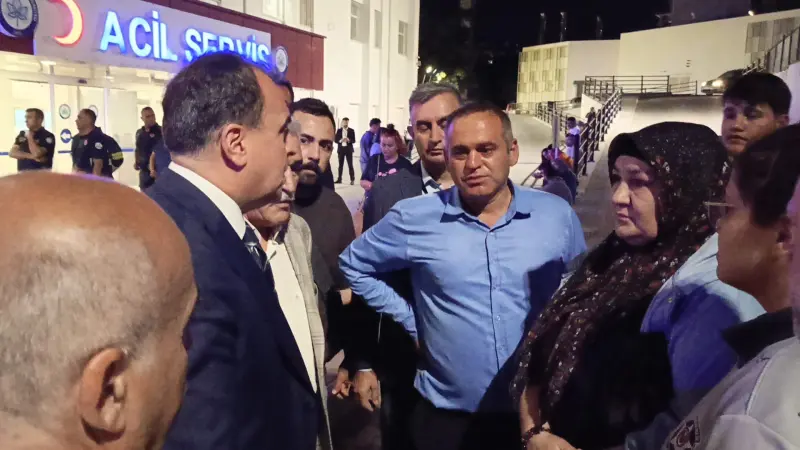 MHP İl Başkanı Sezer’den Seyitgazi Yangınında Yaralanan İtfaiyecilere Ziyaret