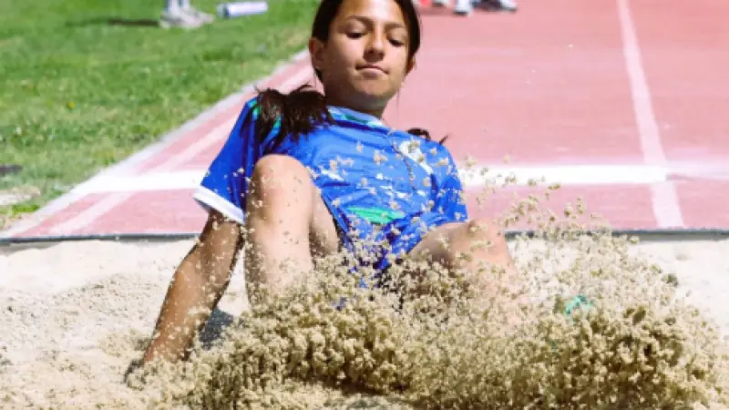 40 genç sporcu piste çıktı!