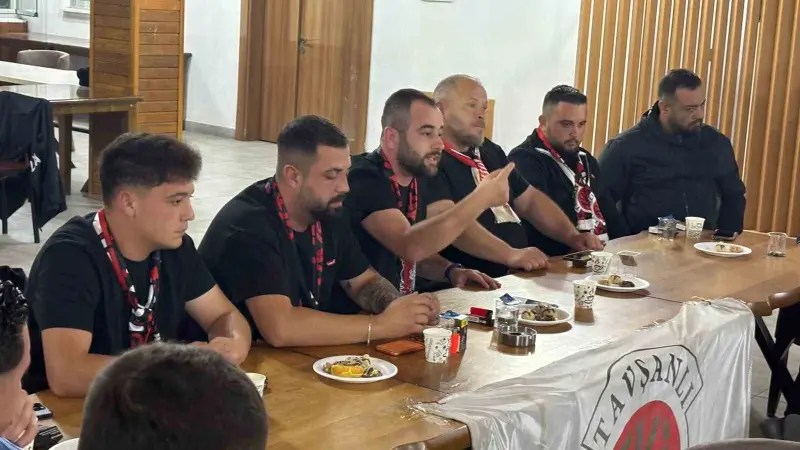 Tavşanlı’da Linyitspor tribünlerinde yeni dönem
