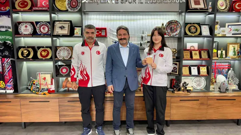 Eskişehir’i temsil eden kick boks sporcusu dünya üçüncüsü oldu