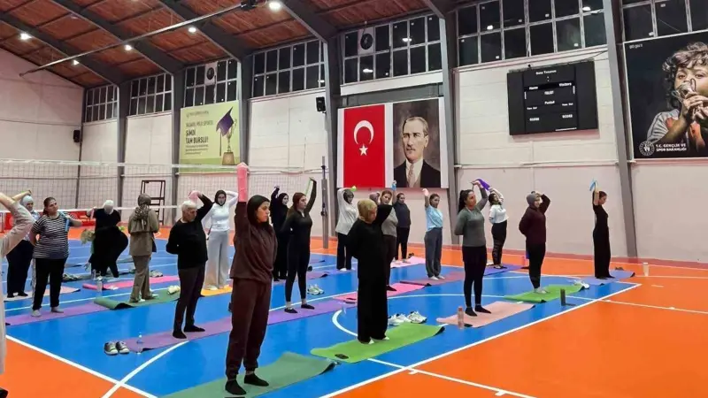 Sivrihisar’da kadınlara yönelik pilates kursu 57 kişinin katılımıyla başladı