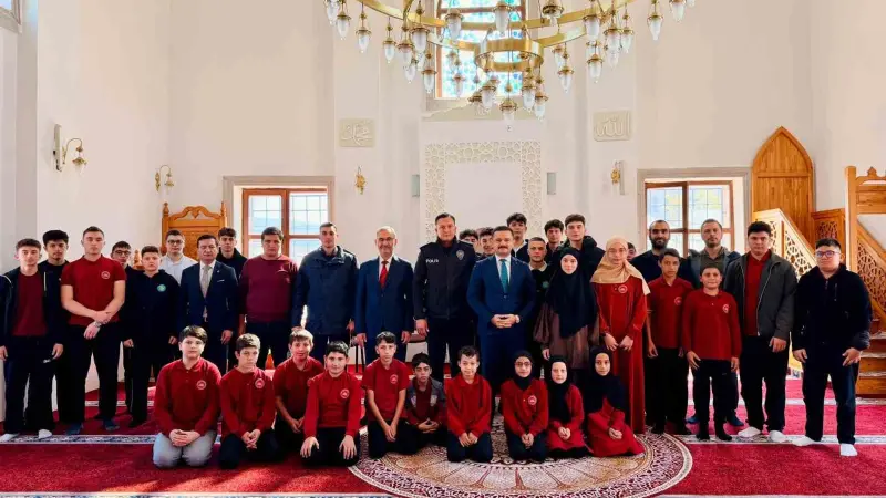Kaymakam Titiz gençlerle buluştu