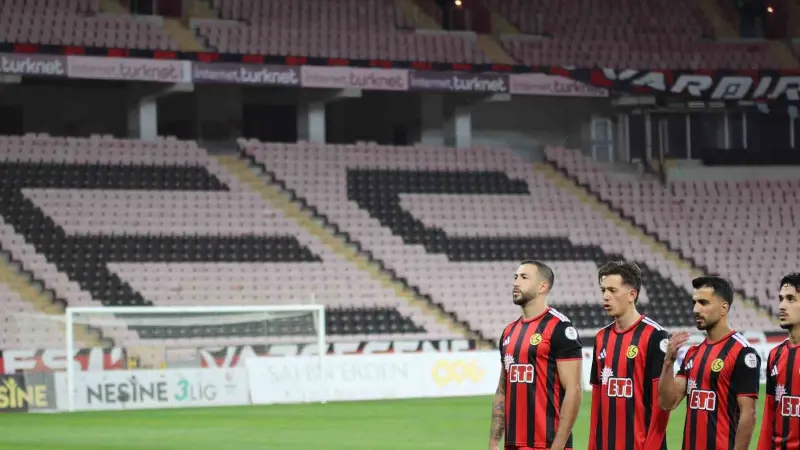 Eskişehirspor’un maçında tribünler sessiz kaldı