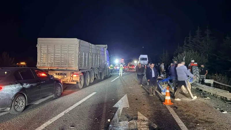 Kütahya’da zincirleme trafik kazası: 7 yaralı