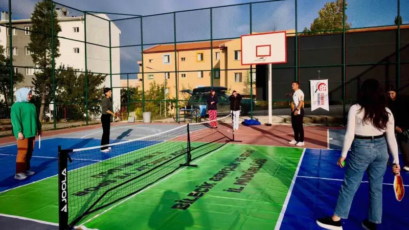 Bilecik’te öğrenciler pickleball ile tanıştı