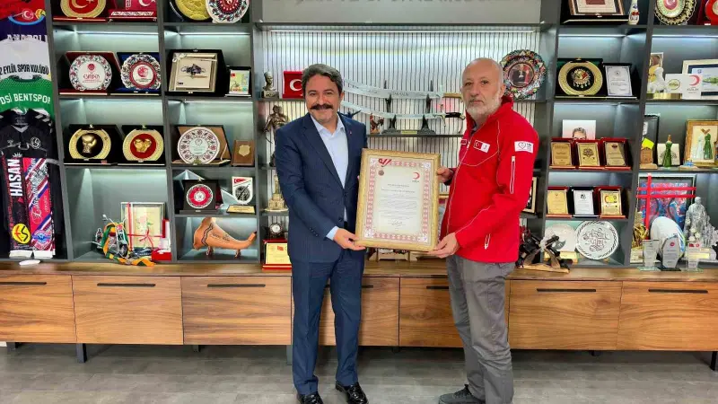 Eskişehir Gençlik ve Spor İl Müdürlüğüne Kızılay’dan bronz madalya