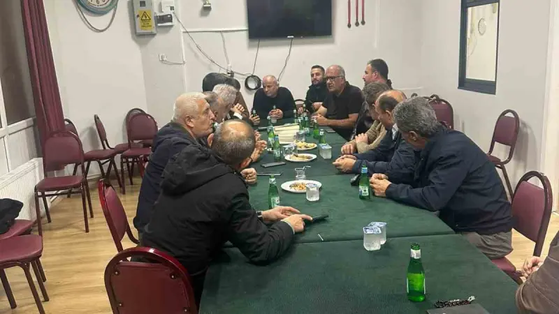 Yunusemre Platformu dernek ziyaretlerine devam ediyor.