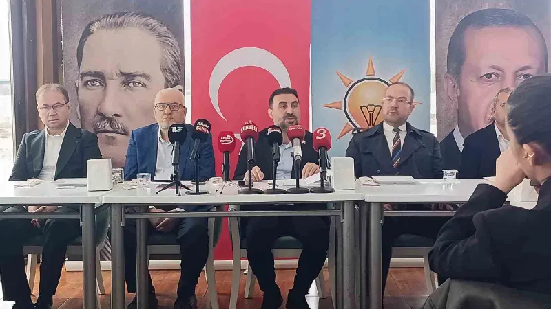 Kavak:"Bizim derdimiz koltuk değil, hizmettir"