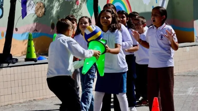 Minik öğrenciler sporla hem eğlendi hem hareket etti