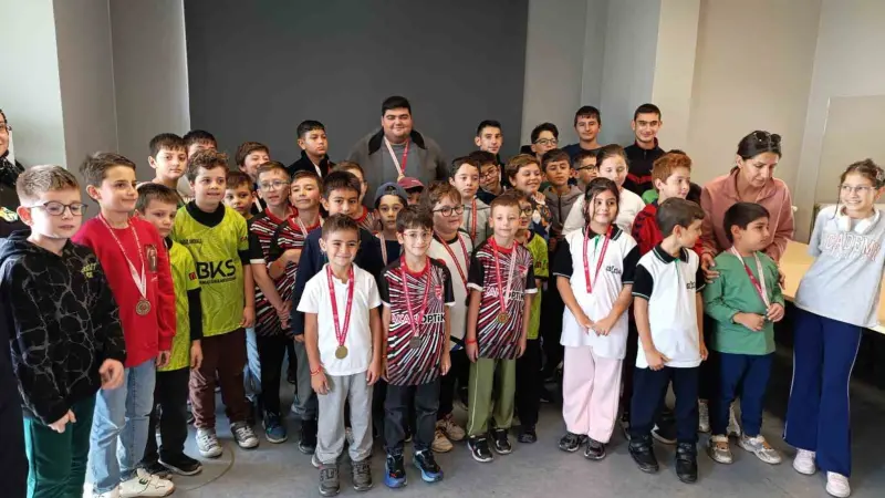 29 Ekim Cumhuriyet Bayramı Satranç Turnuvası tamamlandı