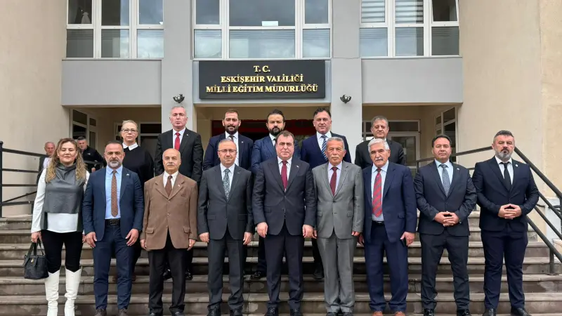 MHP Eskişehir İl Başkanı Ayhan Sezer’den İl Millî Eğitim Müdürü Sinan Aydın’a Ziyaret